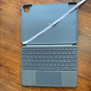 LOGITECH Grey Tablet Keyboard Case with Trackpad